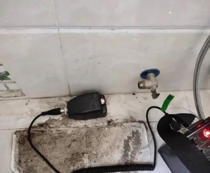 曲水屋顶漏水维修公司分享下卫生间漏水的危害及解决方法